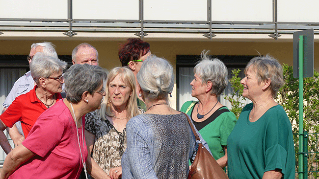 Klasse vor dem Gruppenfoto Klassntreffen 2018